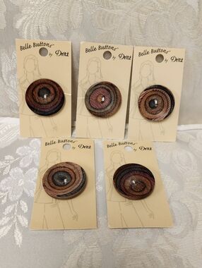 Belle Buttons by Dritz Wooden Buttons 1⅜” Set of 5 Unique